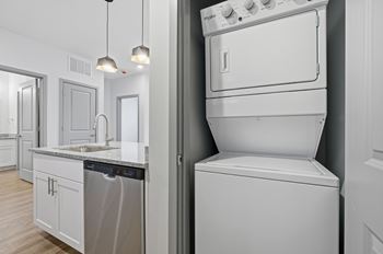 Washer & dryer included